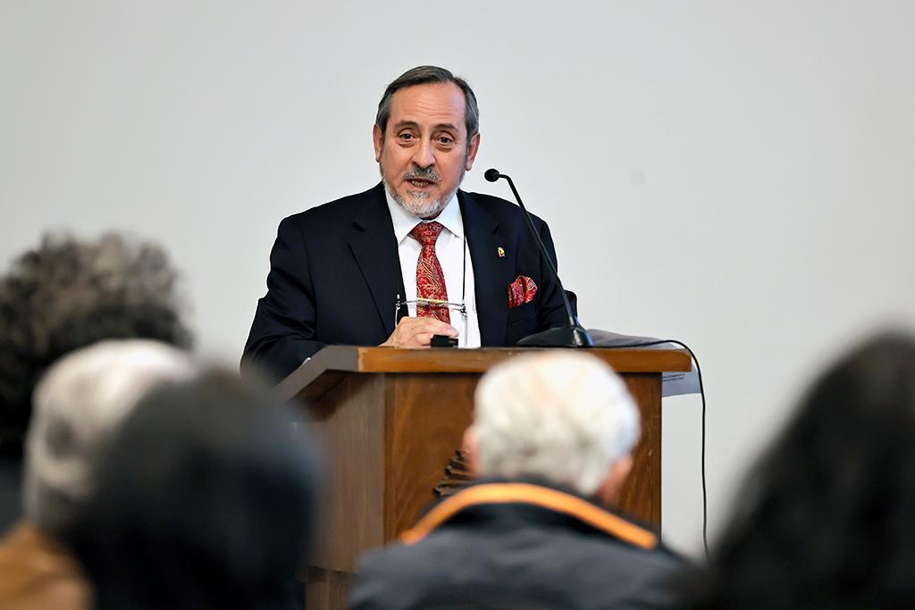 Senador Calandra es el nuevo presidente de la Sociedad Agronómica de Chile