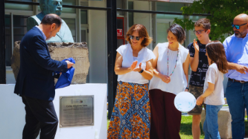 U. de Chile homenajea legado científico de Carlos Ghigliotto 
