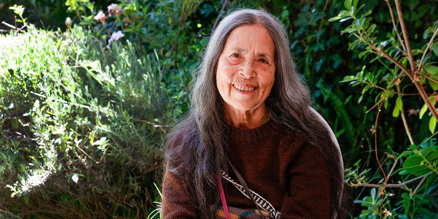 Cecilia Vicuña: “Distintos pueblos del mundo están votando por gobiernos que dañan sus derechos”